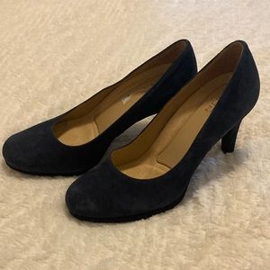 Naturalizer Navy Blue Heels